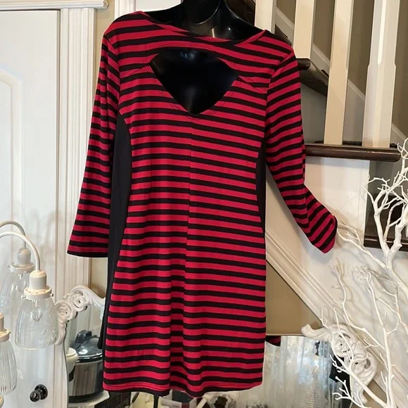 Love a Good Stripe AND Red & Black - So French - Picture 10 of 10
